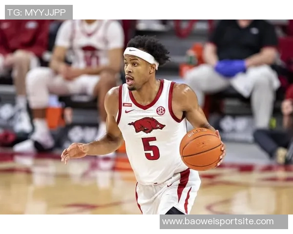 约什阿奇姆彭分享詹姆斯训练习惯与库库幽默风采的趣闻故事 约什阿奇姆彭分享詹姆斯训练习惯与库库幽默风采的趣闻故事