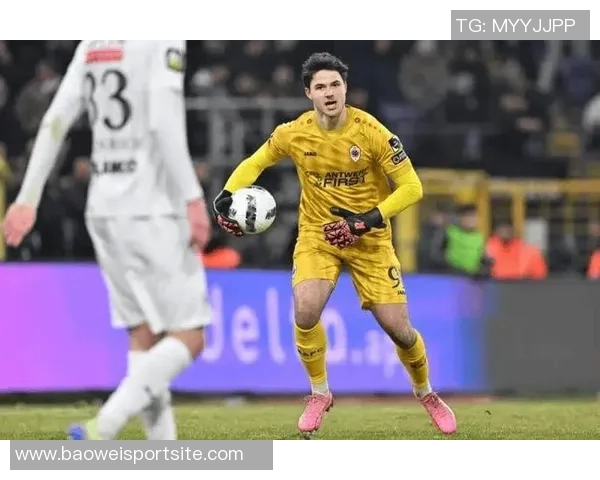 拉门斯全场表现数据解析：两次扑救一解围与十三次长传成功获评六点七分