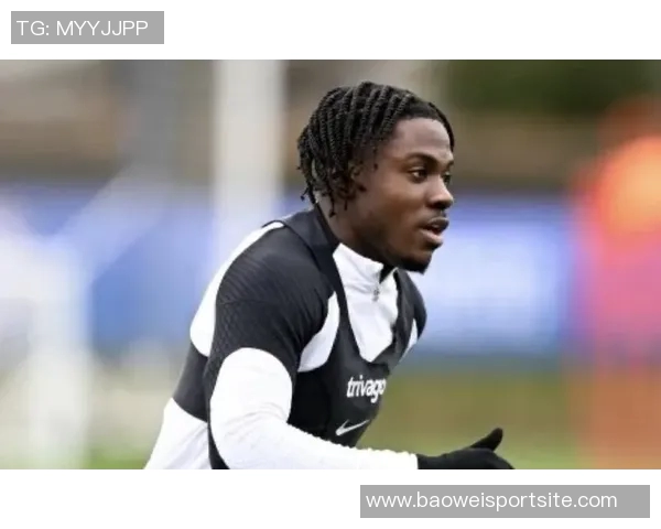 拉拉维亚谈夏季防守训练称自己是一名出色的防守者