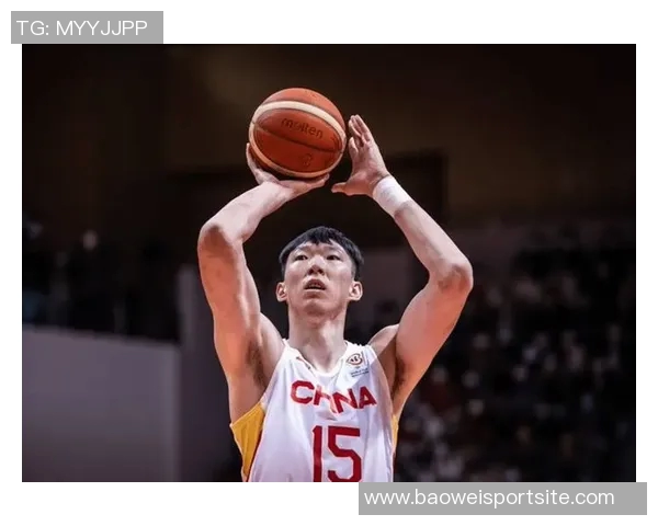 周琦上半场表现抢眼三投全中贡献6分2篮板2助攻并送出3记大帽